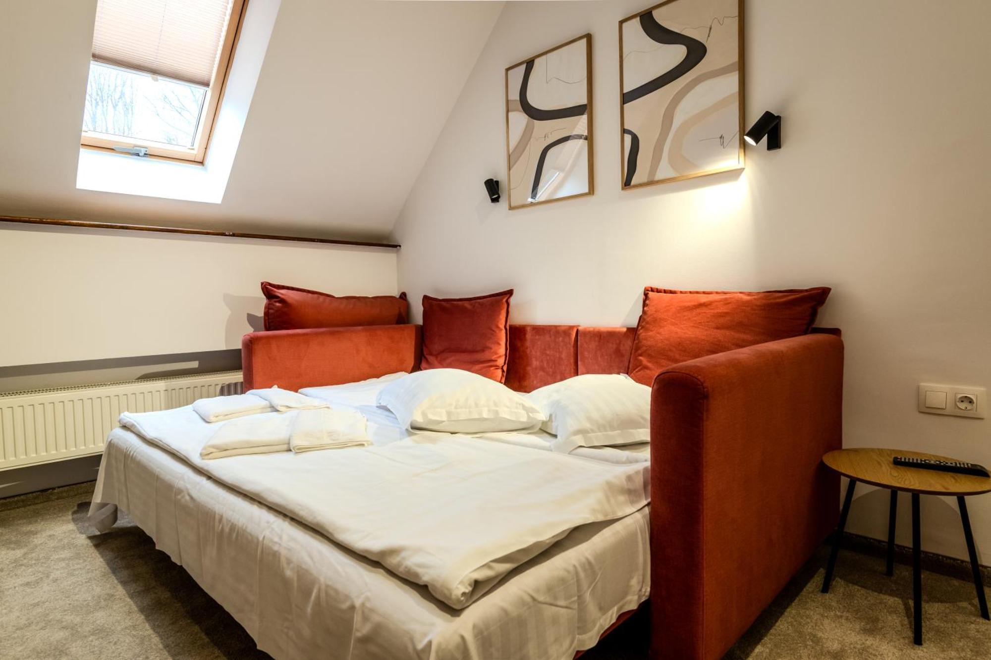 Hotel Szeifert Sovata Buitenkant foto