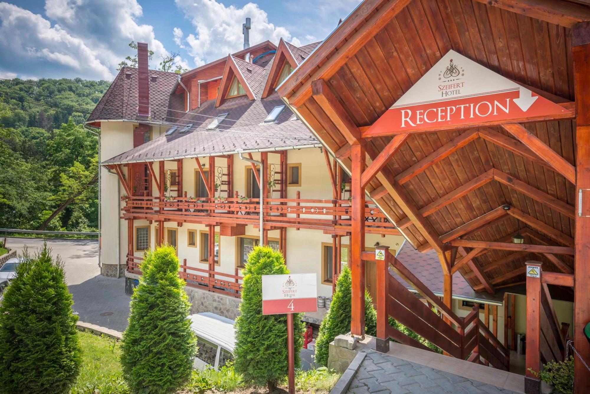 Hotel Szeifert Sovata Buitenkant foto