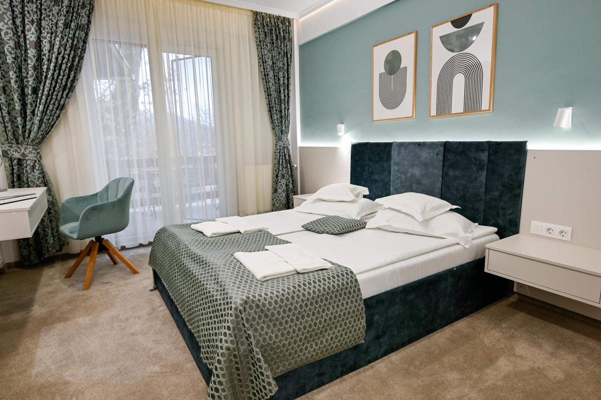 Hotel Szeifert Sovata Buitenkant foto