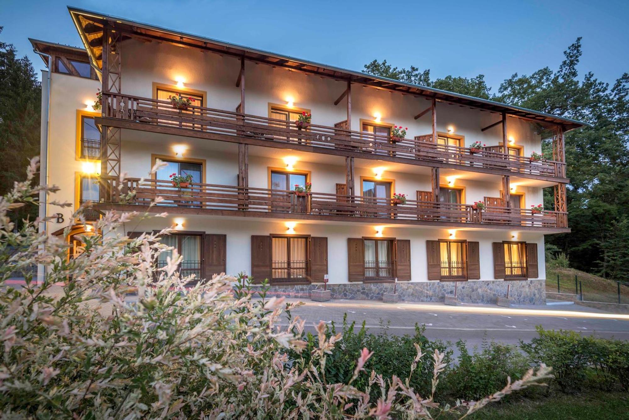 Hotel Szeifert Sovata Buitenkant foto