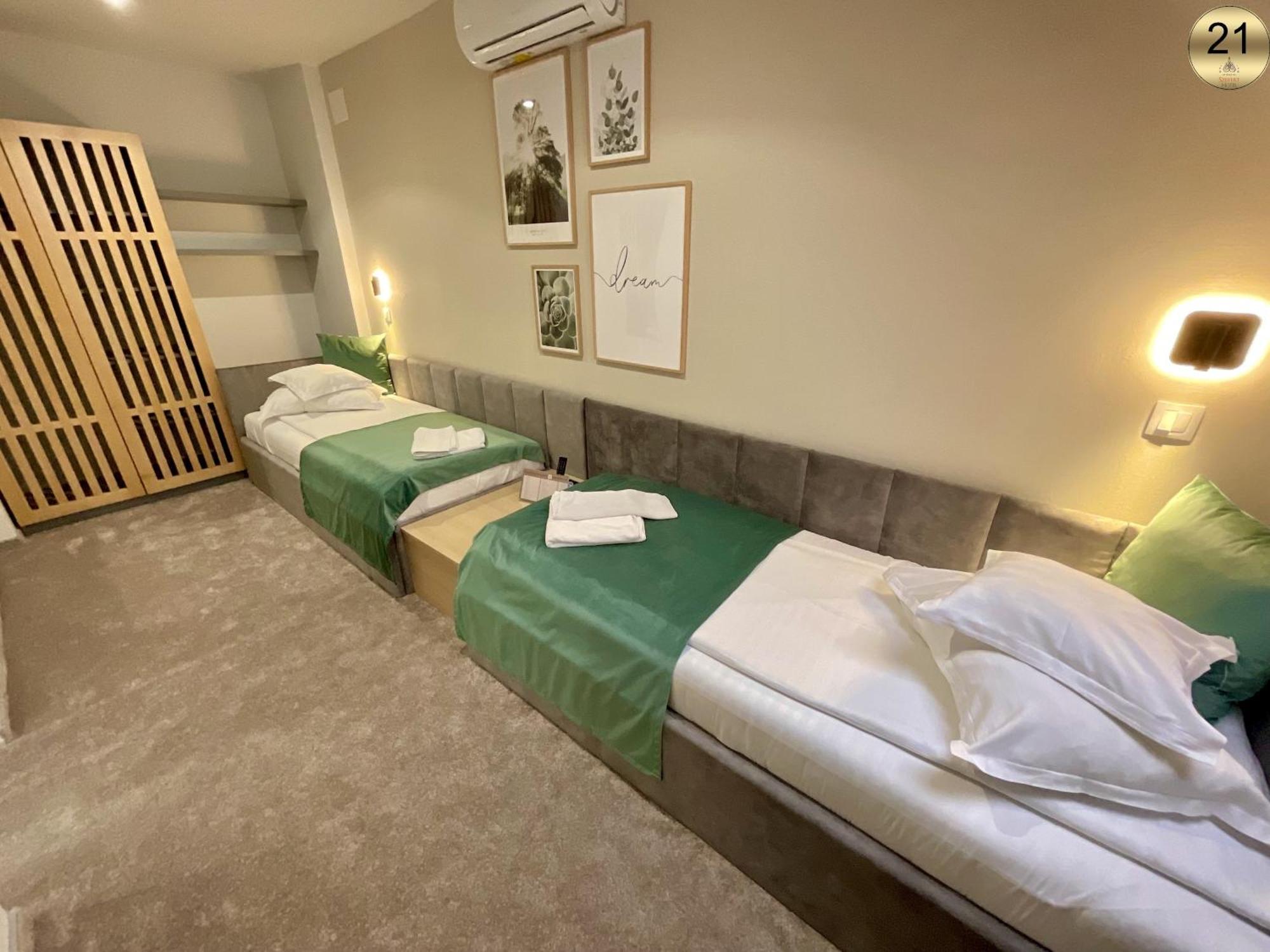 Hotel Szeifert Sovata Buitenkant foto