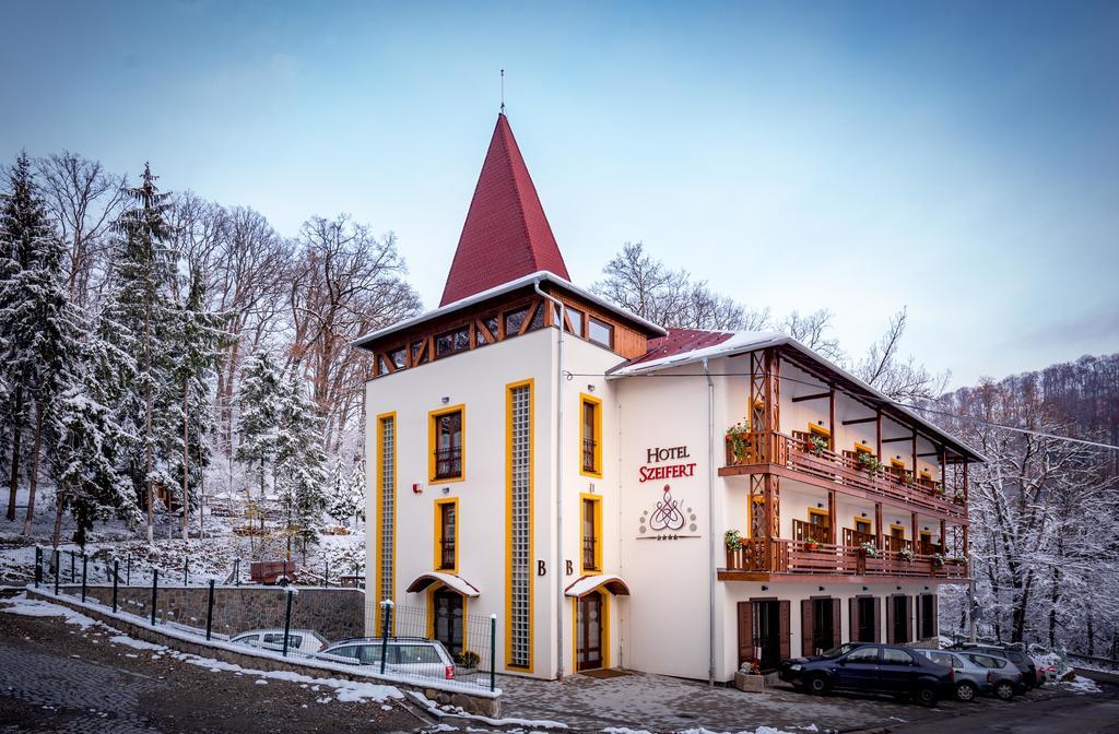 Hotel Szeifert Sovata Buitenkant foto